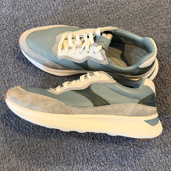 Aetrex Emily Lace-Up Sneakers - Mint - Picture 5 of 10